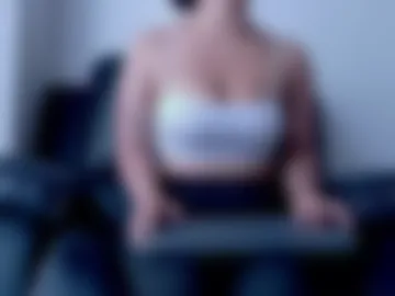 missaprilqos photo 5