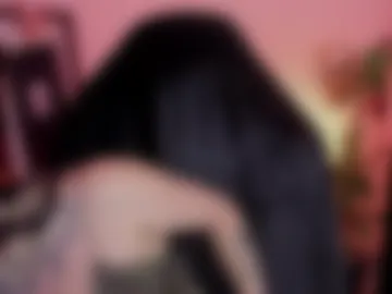 misscharlottte_18 webcam preview