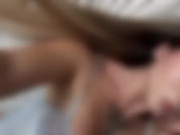 misschloe__ webcam preview