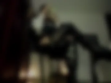 misslucye_robbie webcam preview