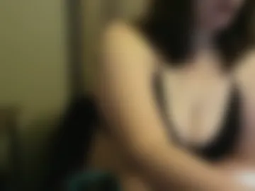 missniagaraishorny photo 3