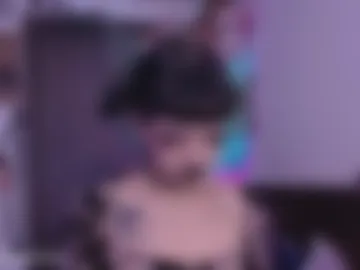 mollycrystalll photo 4