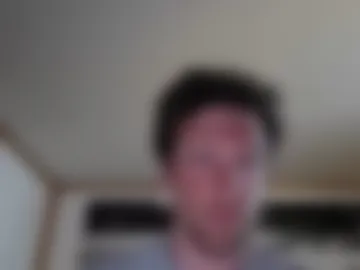 moms_little_monster live webcam preview