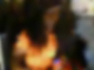 monaleakher live webcam preview