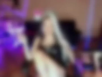monicamaxwell2 photo 2