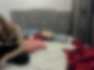 monicatsx webcam preview
