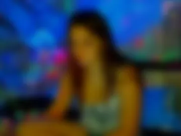 monika_youu webcam preview