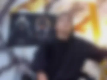 mono_blonde photo 2