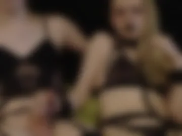 moss_and_moonlight live webcam preview