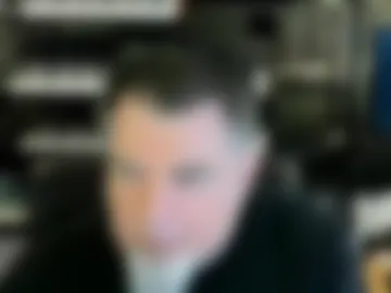 mostly_unbothered webcam preview