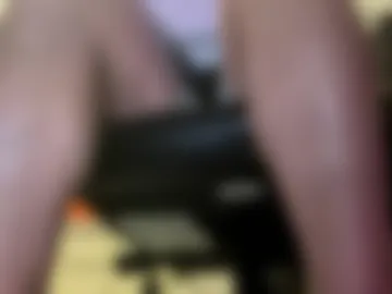 mr_ragnar_77 live webcam preview