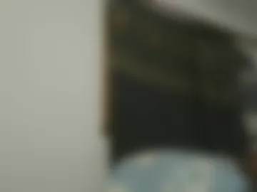 mrmeancurve live webcam preview