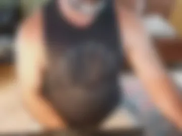 muscledadbear webcam preview