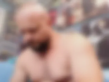 muscular_bear photo 5