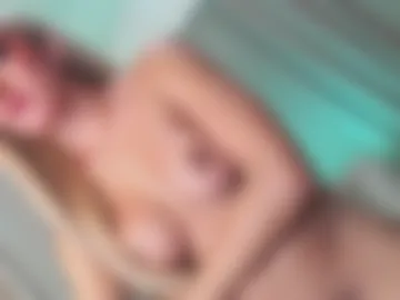 mykaliciousness webcam preview