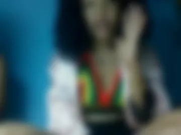 myriamee photo 2