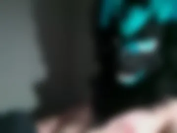 n33ds2br33d live webcam preview