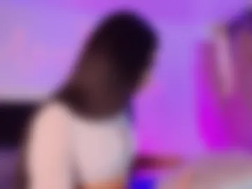 nahiavictoria photo 2