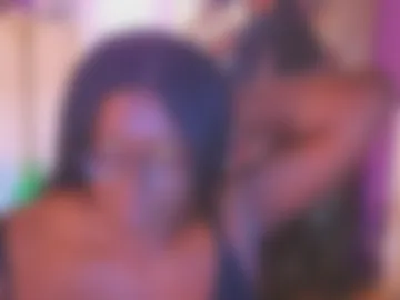 naomifux photo 4