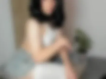 naomimoore webcam preview