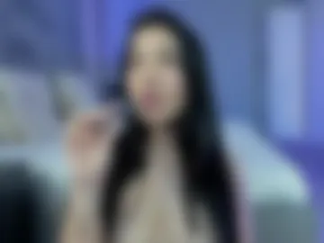 naomivelourr photo 2
