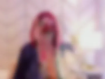 naomiwhitee photo 4
