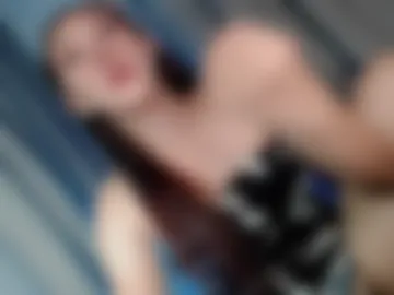 naughty_agatha69 live webcam preview