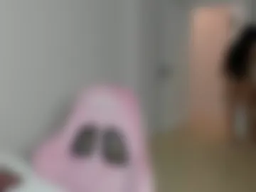 naughty_emihill1 photo 2