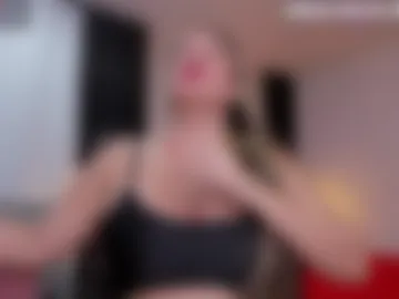 naughty_julieta13 live webcam preview