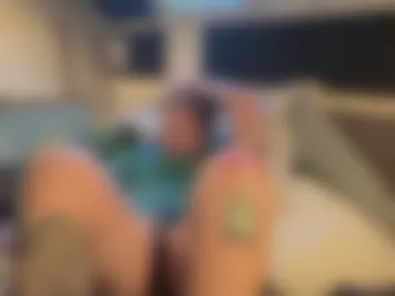 naughty_noisy_neighbors webcam preview