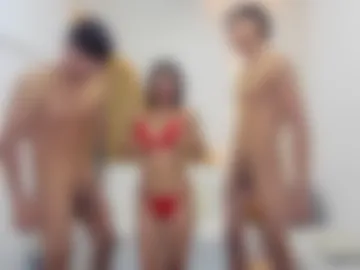 naughty_pearls webcam preview