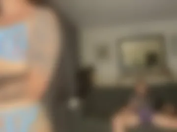 naughtycoupleweare live webcam preview