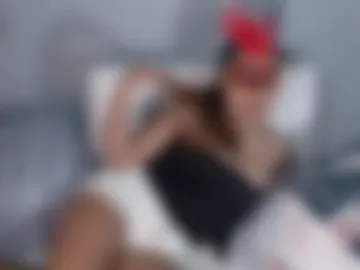 naughtyhotnekkie webcam preview