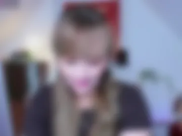 naughtymilane webcam preview