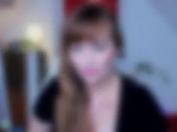 naughtymilane photo 6