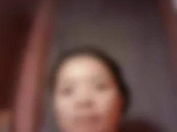 naughtymom_33 live webcam preview