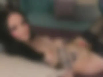 naughtyylory photo 3