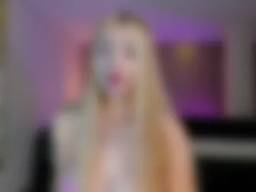 niaholland photo 3