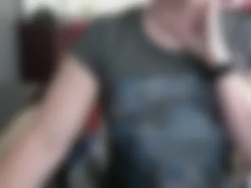 nicelly_curved webcam preview