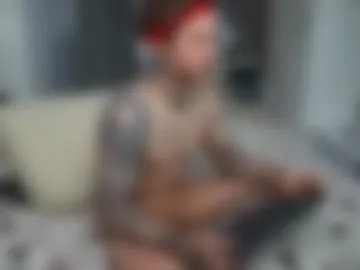 nick_howlenxx photo 5