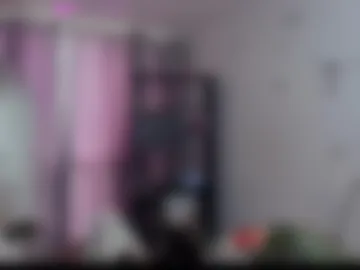 nickywindsor photo 4