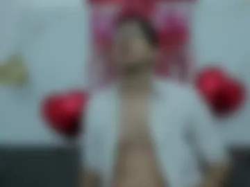 nicolasfine live webcam preview