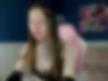 nicole_charm photo 4