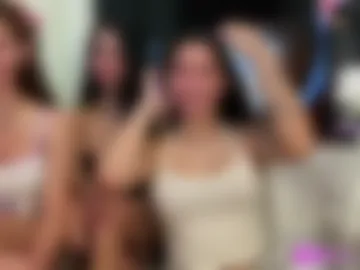 nicolecellini webcam preview