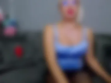 nicoledom photo 5