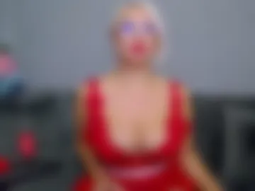 nicoledom photo 5