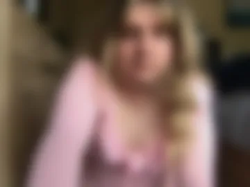 nicolelowzer live webcam preview