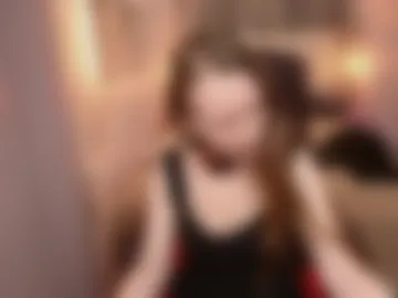 nicolemiless webcam preview