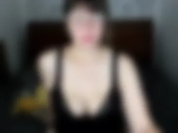 nicolerise photo 4