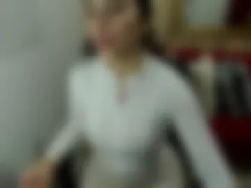 nicolettcolin photo 5